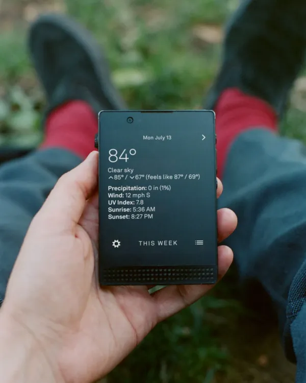 Authenticator for Light Phone 3 is a game changer